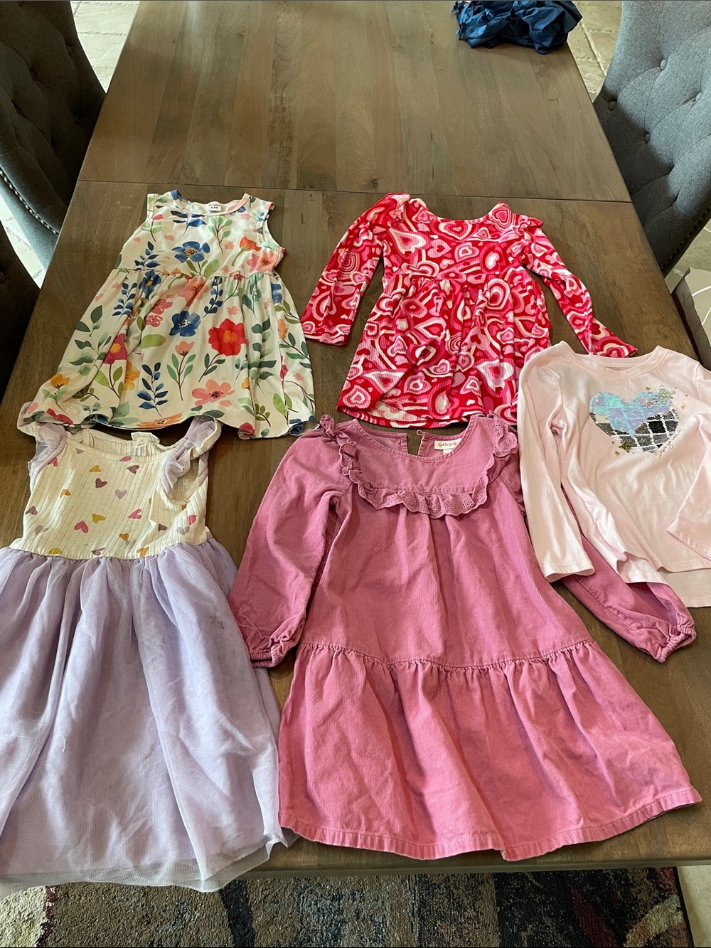 Lot of 4 girls dresses and 1 shirt, 5t, great for plat and everyday wear